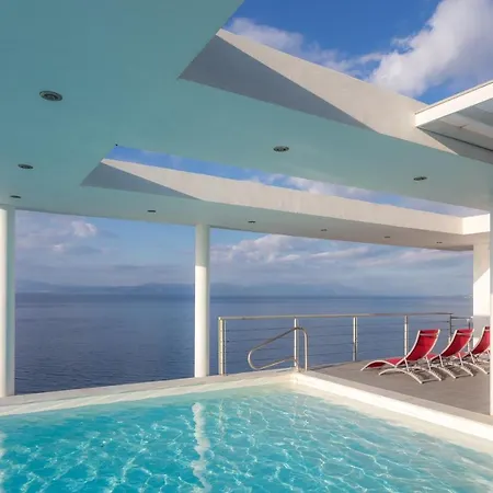 Super Luxurious - 600m² - Up To 22 People *