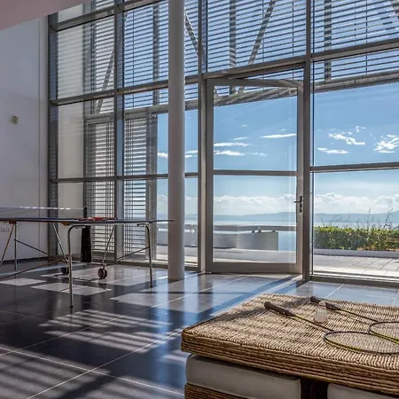 Super Luxurious - 600m² - Up To 22 People * Edipsos