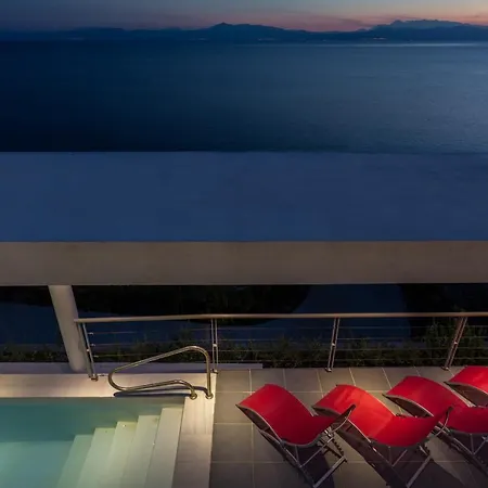 Super Luxurious - 600m² - Up To 22 People Villa Edipsos
