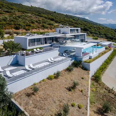 Super Luxurious - 600m² - Up To 22 People Villa Edipsos
