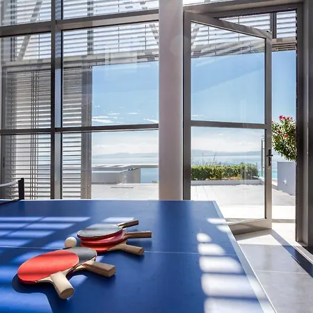 Super Luxurious - 600m² - Up To 22 People Villa *