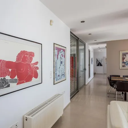 Super Luxurious - 600m² - Up To 22 People Villa