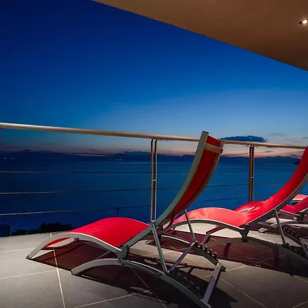 Super Luxurious - 600m² - Up To 22 People Villa *